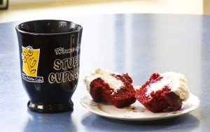 stuffed-cupcakes-0381-300x189