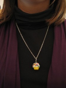 sweet-thang-cupcake-necklace