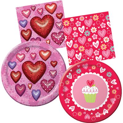 v-day-paper-plates