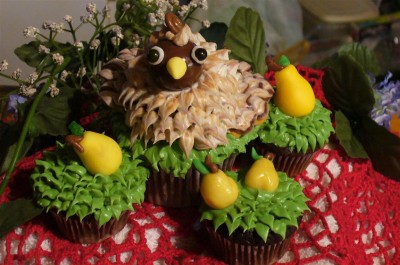 partridge cupcake