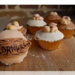 Totally edible, seashells are made from a 50:50 sugarpaste/gumpaste mix.